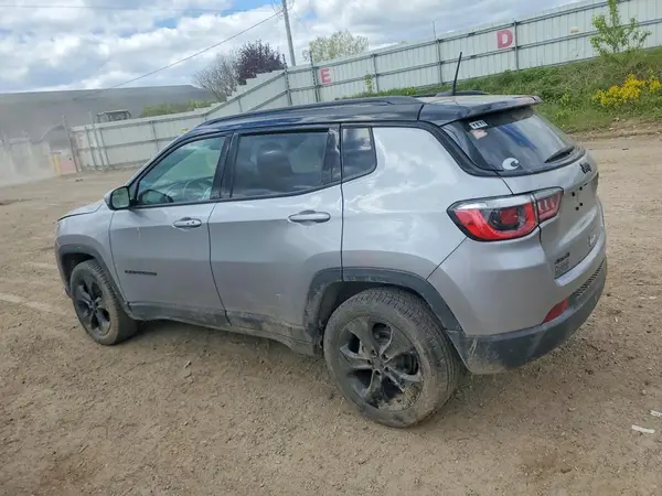 3C4NJDBB8KT740720 2019 JEEP COMPASS - Image 2