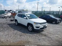 3C4NJDBB8KT741852 2019 JEEP COMPASS