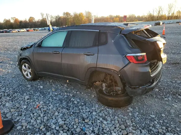 3C4NJDBB8KT761289 2019 JEEP COMPASS - Image 2