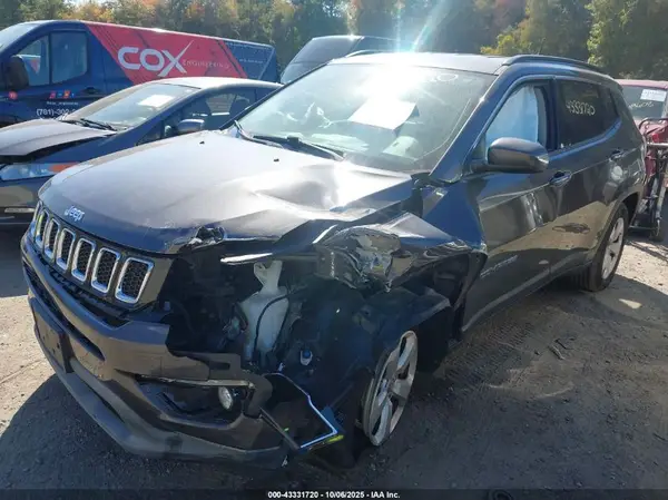 3C4NJDBB8KT786614 2019 JEEP COMPASS - Image 2