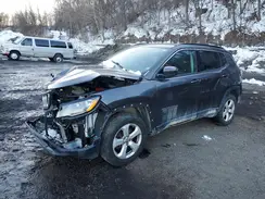 3C4NJDBB8KT786659 2019 JEEP COMPASS