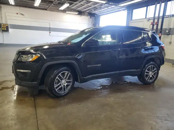 3C4NJDBB8KT786726 2019 JEEP COMPASS - Image 1