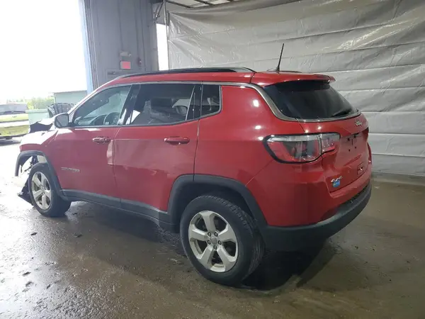 3C4NJDBB8KT786774 2019 JEEP COMPASS - Image 2