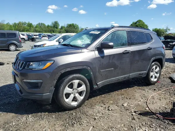 3C4NJDBB8KT813956 2019 JEEP COMPASS - Image 1