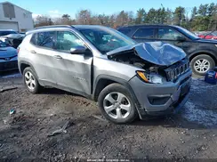 3C4NJDBB8KT834466 2019 JEEP COMPASS