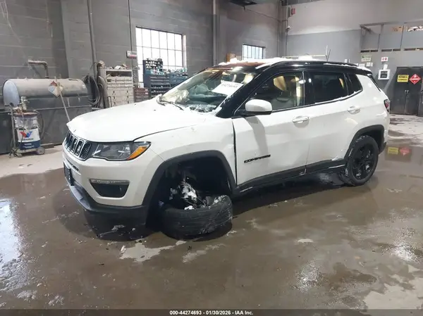 3C4NJDBB8KT838985 2019 JEEP COMPASS - Image 2