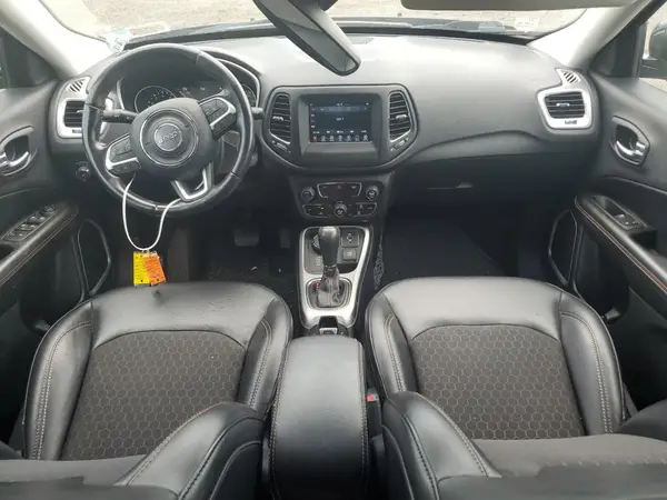 3C4NJDBB8KT839196 2019 JEEP COMPASS - Image 8