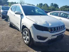 3C4NJDBB8KT847301 2019 JEEP COMPASS