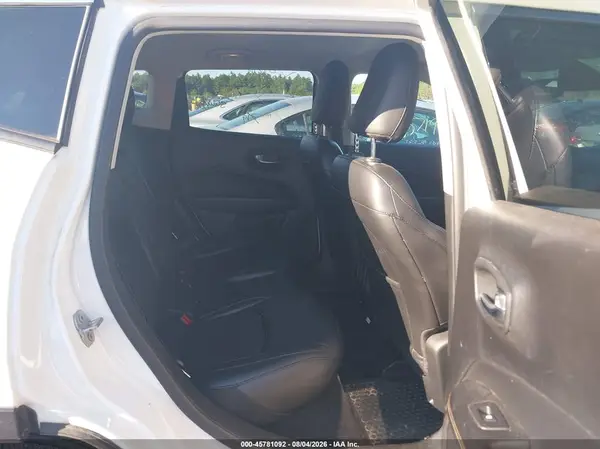 3C4NJDBB8KT847301 2019 JEEP COMPASS - Image 8