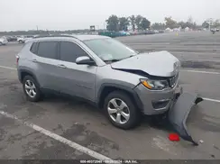 3C4NJDBB8KT847654 2019 JEEP COMPASS