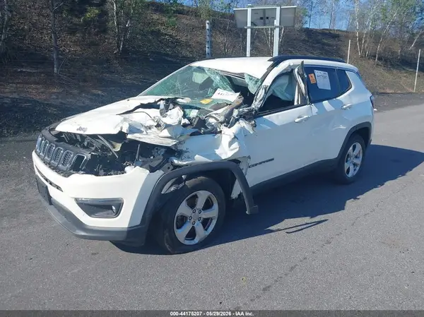 3C4NJDBB8LT104462 2020 JEEP COMPASS - Image 2