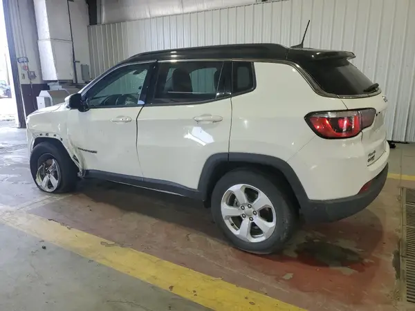 3C4NJDBB8LT112495 2020 JEEP COMPASS - Image 2