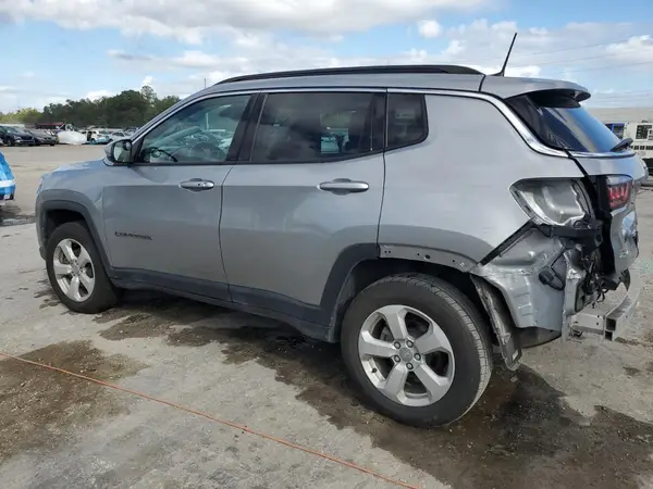3C4NJDBB8LT124517 2020 JEEP COMPASS - Image 2