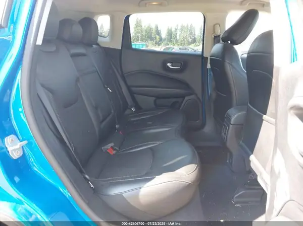 3C4NJDBB8LT125411 2020 JEEP COMPASS - Image 8