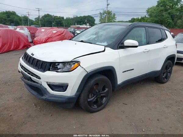 3C4NJDBB8LT129877 2020 JEEP COMPASS - Image 2