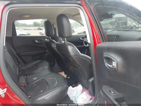 3C4NJDBB8LT133542 2020 JEEP COMPASS - Image 8