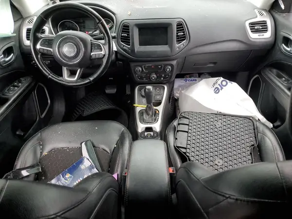 3C4NJDBB8LT138319 2020 JEEP COMPASS - Image 8