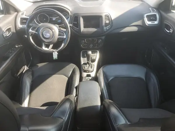 3C4NJDBB8LT139308 2020 JEEP COMPASS - Image 8