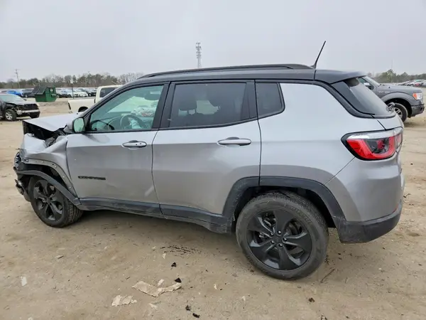 3C4NJDBB8LT139616 2020 JEEP COMPASS - Image 2