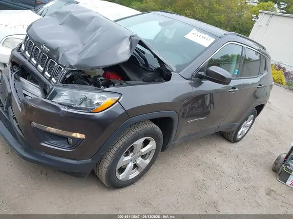 3C4NJDBB8LT145352 2020 JEEP COMPASS - Image 2