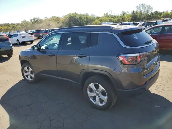 3C4NJDBB8LT146713 2020 JEEP COMPASS - Image 2