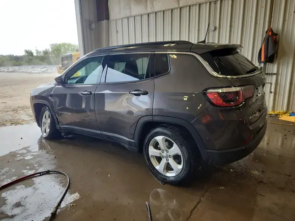 3C4NJDBB8LT150096 2020 JEEP COMPASS - Image 2