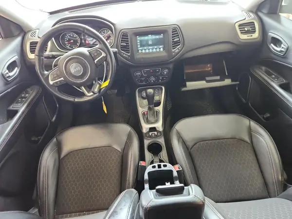 3C4NJDBB8LT150096 2020 JEEP COMPASS - Image 8