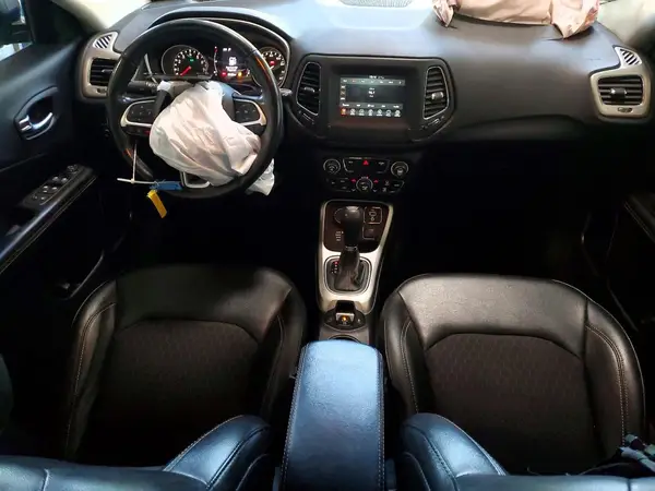 3C4NJDBB8LT150308 2020 JEEP COMPASS - Image 8
