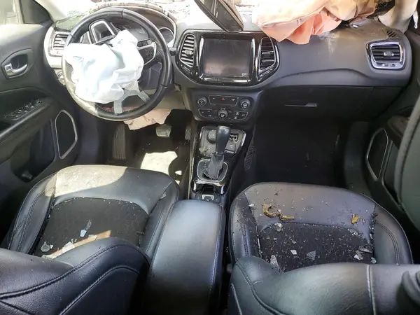 3C4NJDBB8LT155489 2020 JEEP COMPASS - Image 8