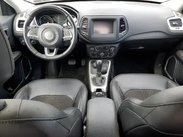 3C4NJDBB8LT168033 2020 JEEP COMPASS - Image 8