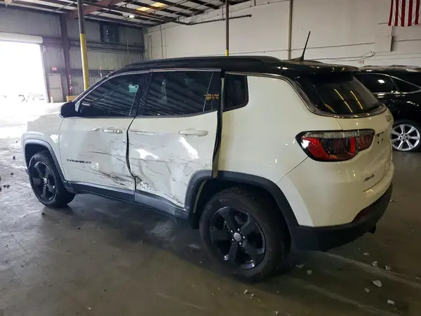 3C4NJDBB8LT204691 2020 JEEP COMPASS - Image 2