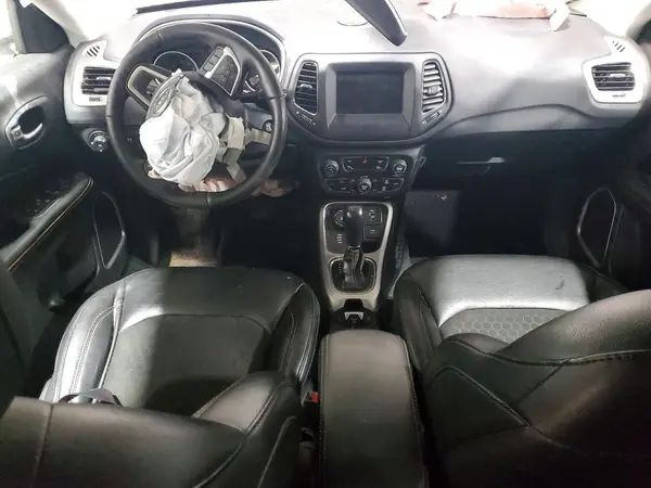3C4NJDBB8LT217411 2020 JEEP COMPASS - Image 8