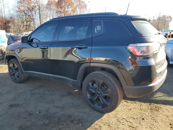3C4NJDBB8LT218025 2020 JEEP COMPASS - Image 2