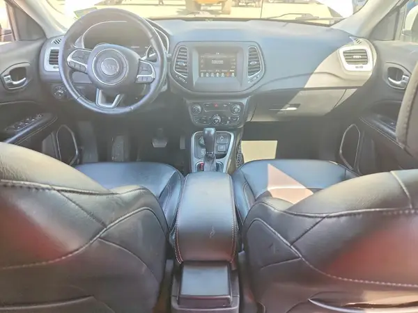 3C4NJDBB8LT229204 2020 JEEP COMPASS - Image 8