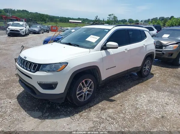 3C4NJDBB8LT234466 2020 JEEP COMPASS - Image 2