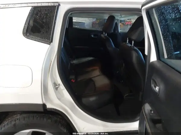 3C4NJDBB8LT240770 2020 JEEP COMPASS - Image 8