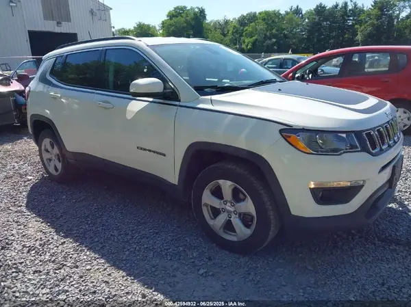 3C4NJDBB8LT246374 2020 JEEP COMPASS - Image 1