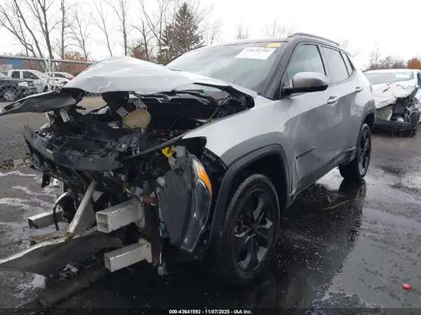 3C4NJDBB8MT501283 2021 JEEP COMPASS - Image 2