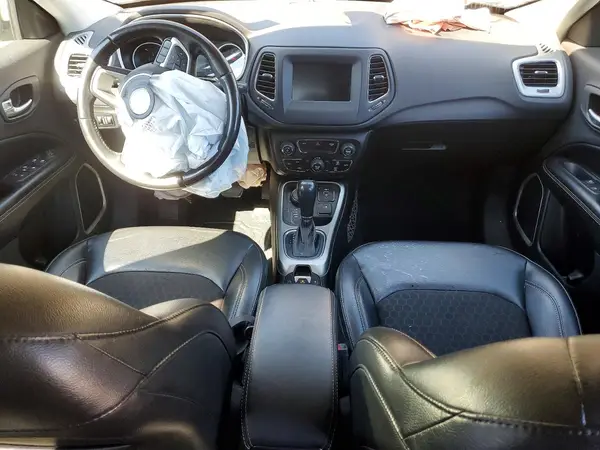 3C4NJDBB8MT501607 2021 JEEP COMPASS - Image 8