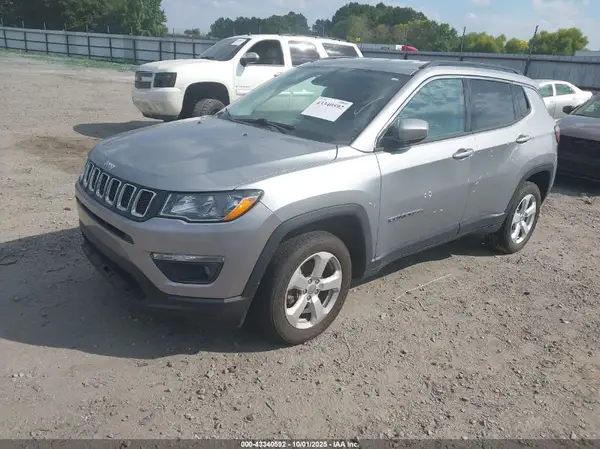 3C4NJDBB8MT515961 2021 JEEP COMPASS - Image 2
