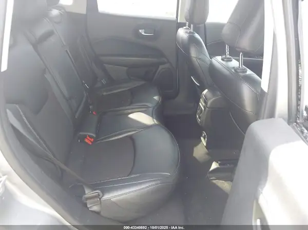 3C4NJDBB8MT515961 2021 JEEP COMPASS - Image 8