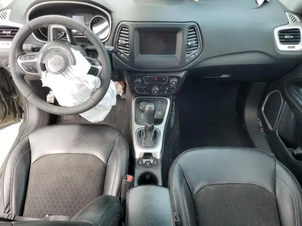3C4NJDBB8MT524725 2021 JEEP COMPASS - Image 8