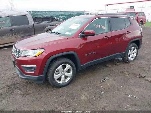3C4NJDBB8MT530329 2021 JEEP COMPASS - Image 2