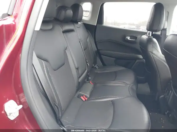 3C4NJDBB8MT530329 2021 JEEP COMPASS - Image 8