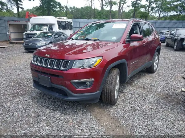 3C4NJDBB8MT540973 2021 JEEP COMPASS - Image 2