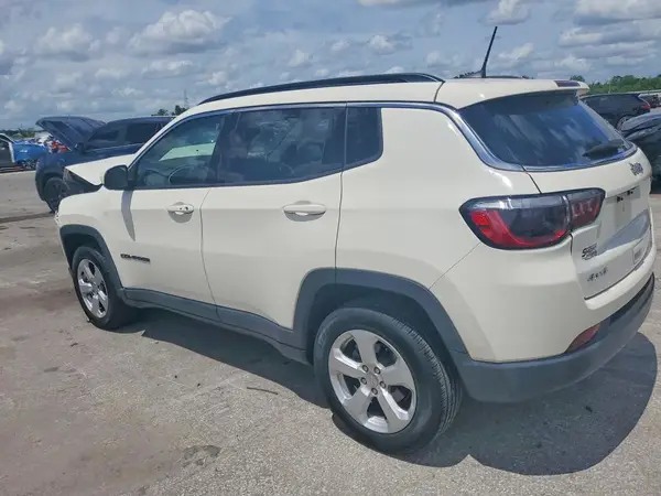 3C4NJDBB8MT544005 2021 JEEP COMPASS - Image 2