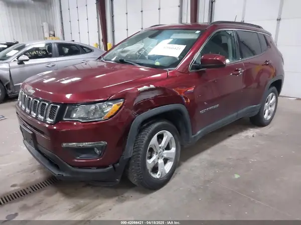 3C4NJDBB8MT547261 2021 JEEP COMPASS - Image 2
