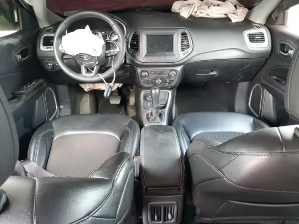 3C4NJDBB8MT547843 2021 JEEP COMPASS - Image 8