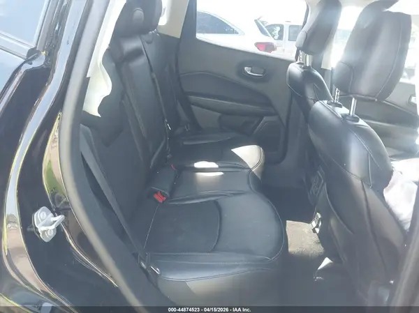 3C4NJDBB8MT551780 2021 JEEP COMPASS - Image 8