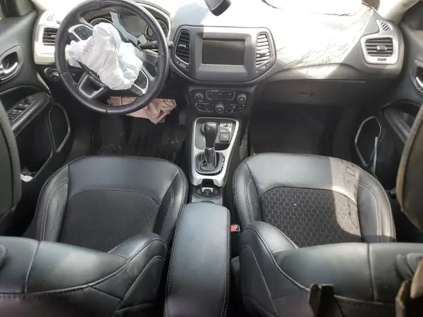 3C4NJDBB8MT555442 2021 JEEP COMPASS - Image 8